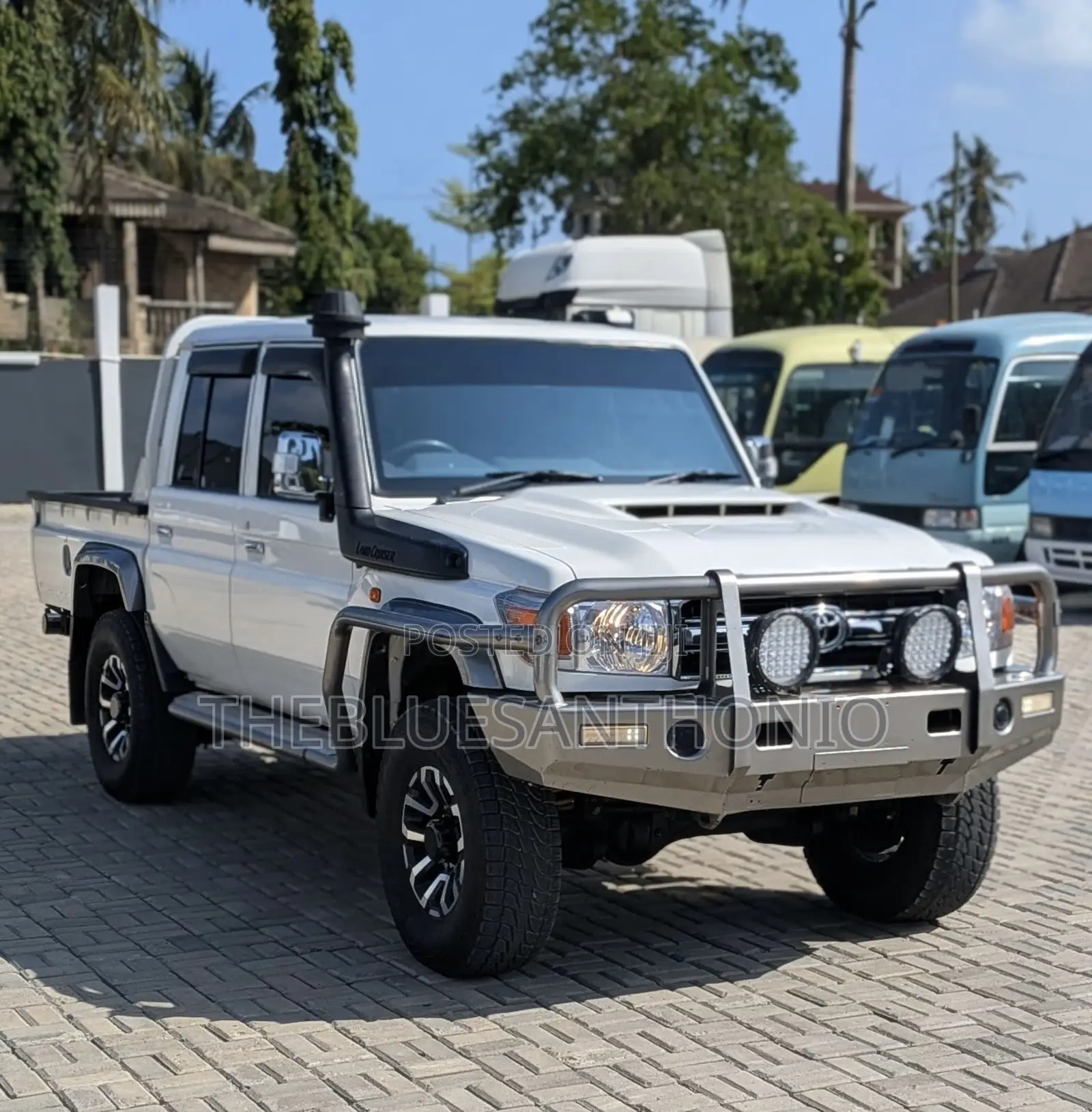 Toyota Land Cruiser 2021 Silver