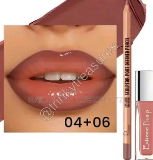 Lip Gloss and Lip Liner