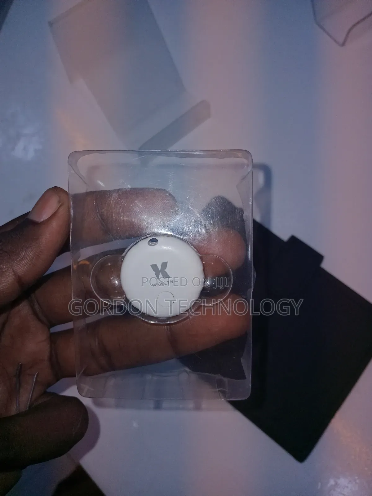 GPS Tracker for Portable Things(Tv)