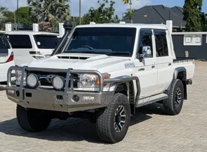 Toyota Land Cruiser 79 Series 2021 White