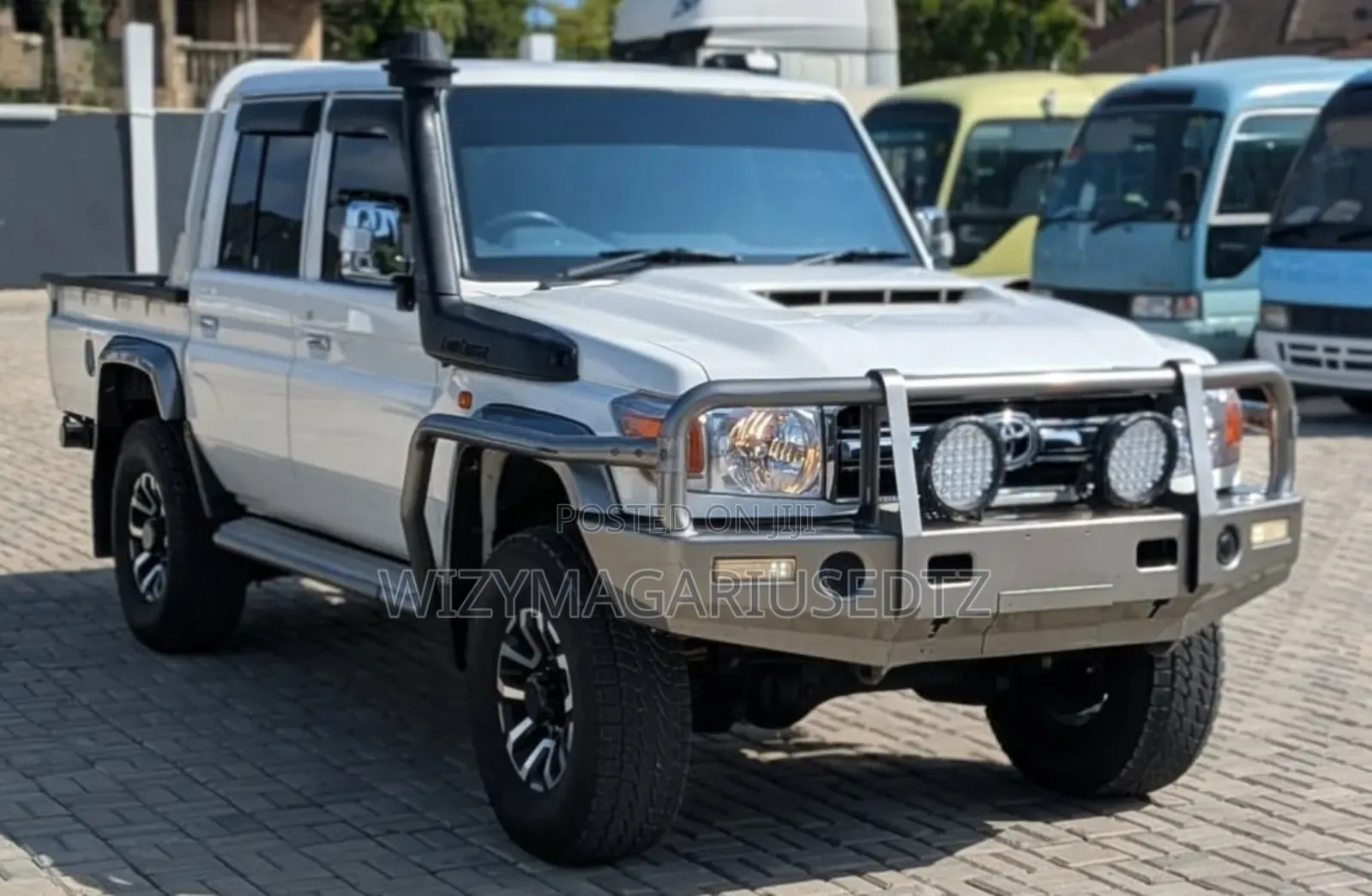 Toyota Land Cruiser 79 Series 2021 White