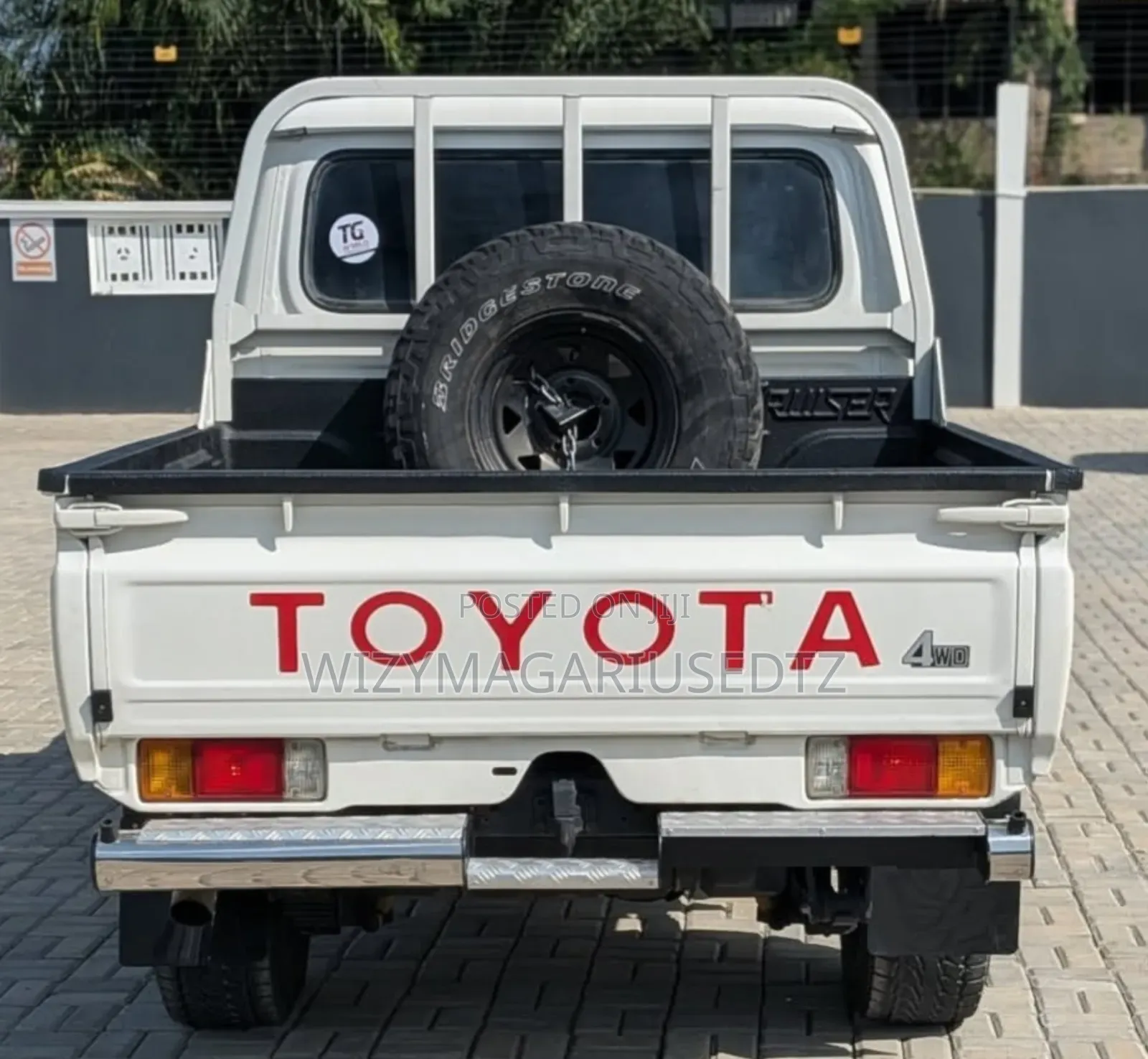 Toyota Land Cruiser 79 Series 2021 White