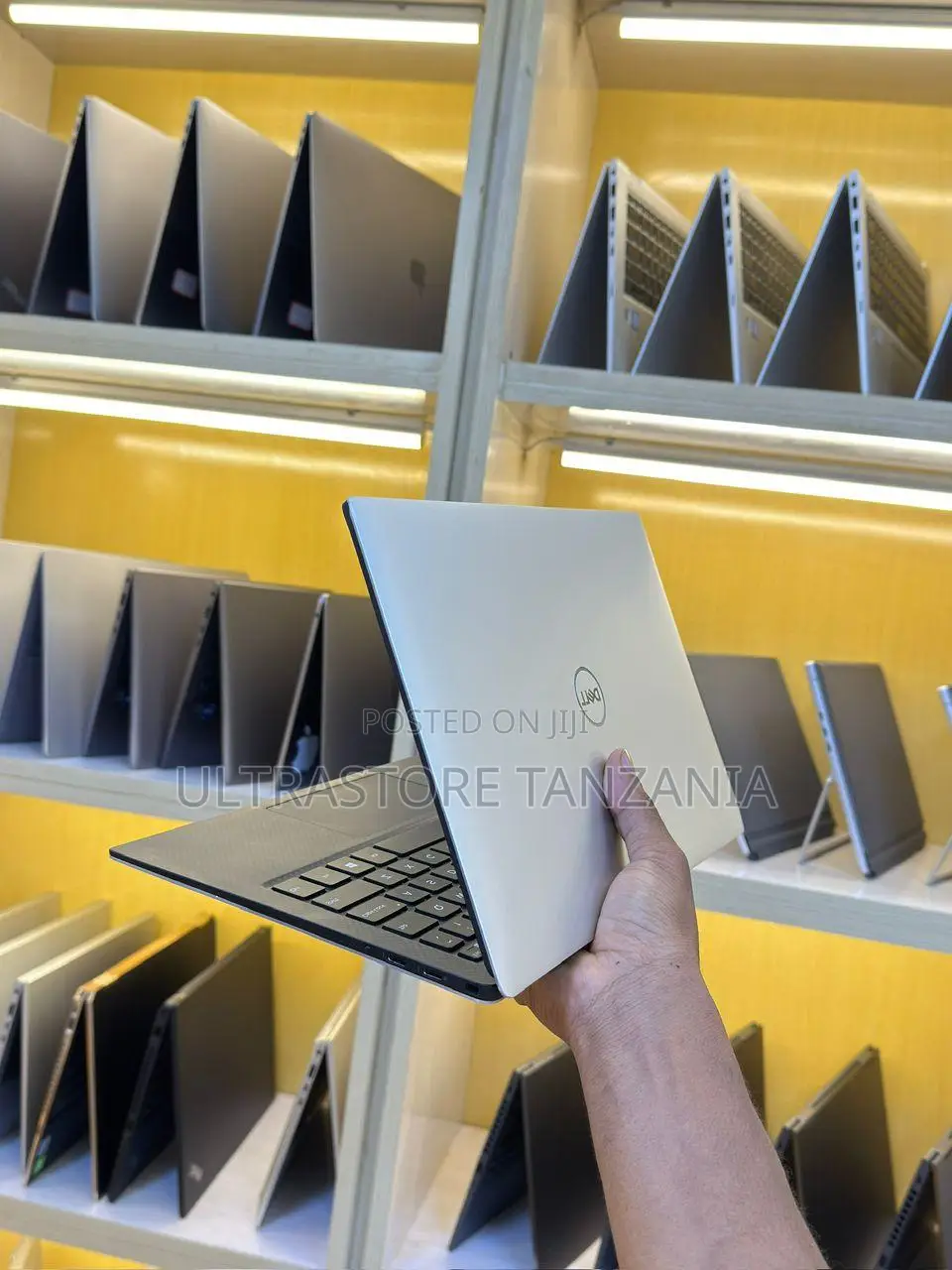 New Laptop Dell XPS 13 8GB Intel Core I5 SSD 512GB