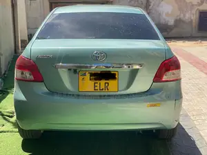 Toyota Belta 2006 Green