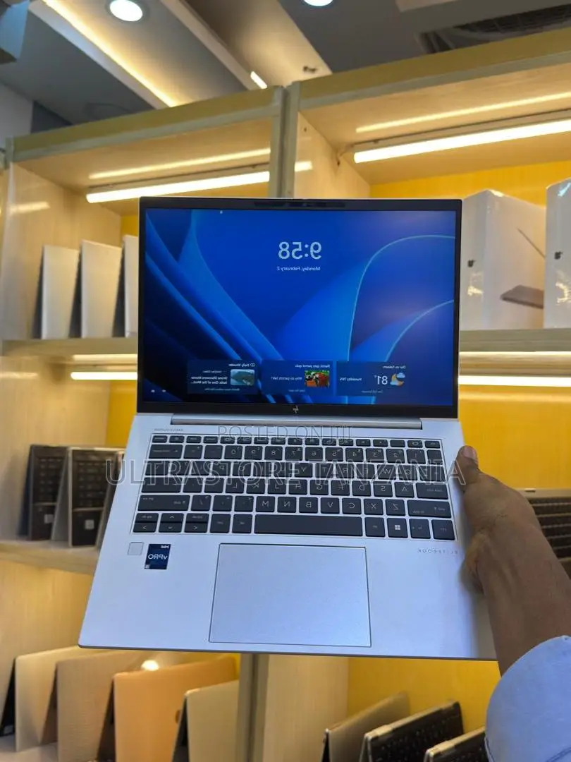 New Laptop HP EliteBook 840 G9 16GB Intel Core I5 SSD 512GB