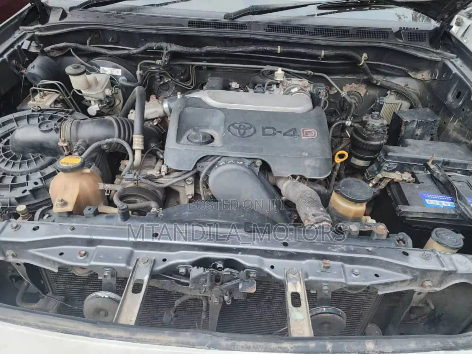 Toyota Hilux 2010 Gray