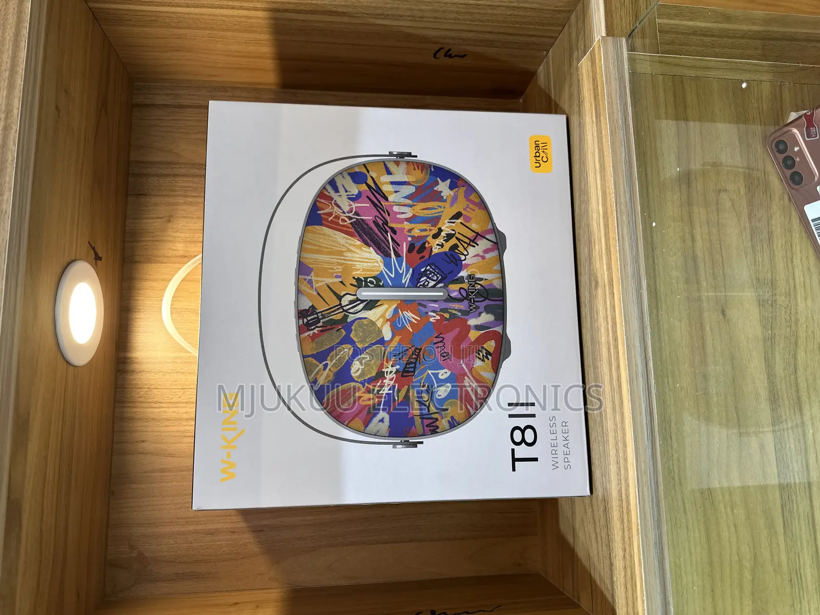W King T8ii Speaker
