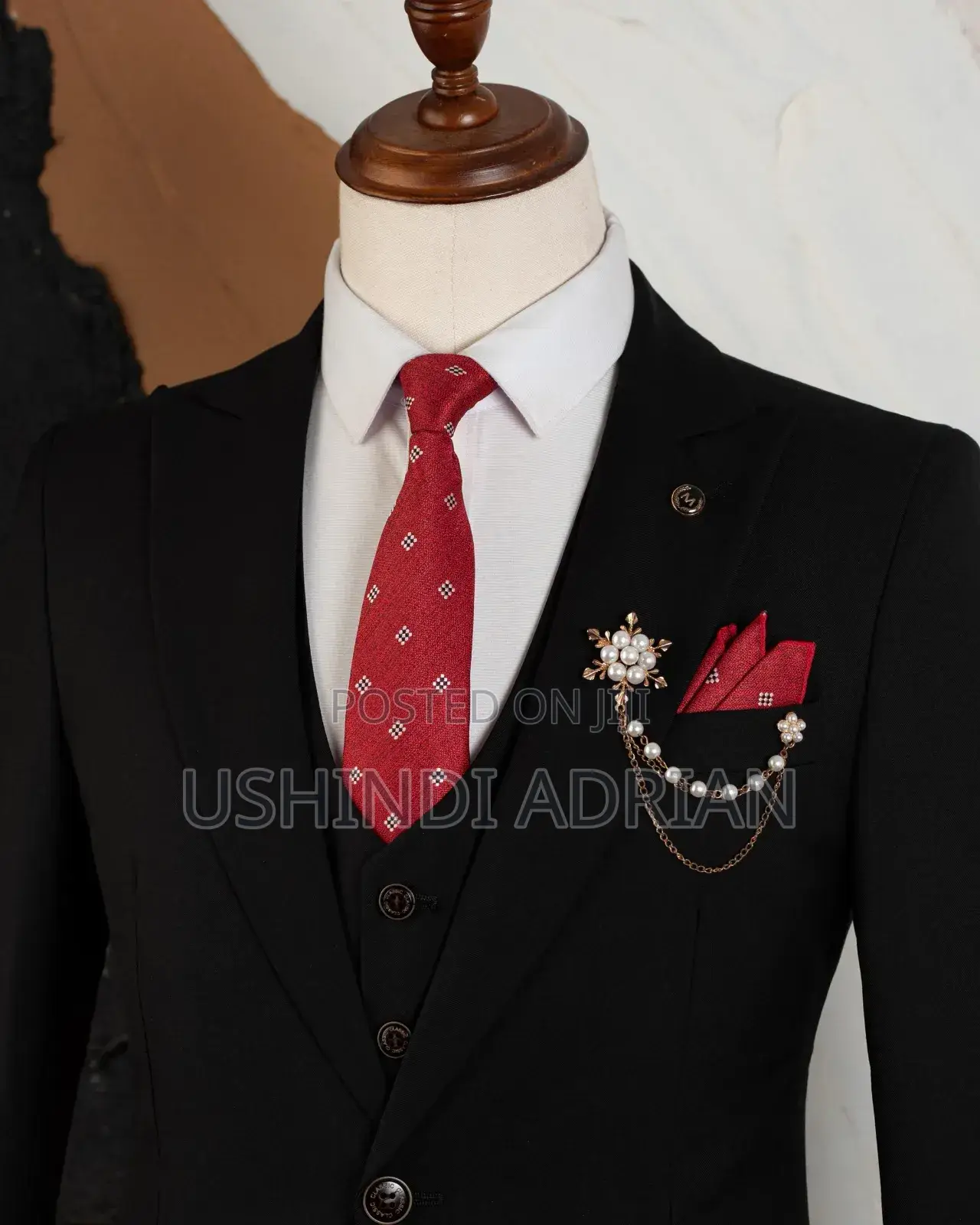 Suti Ya Black Authority