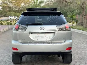 Toyota Harrier 2004 Silver