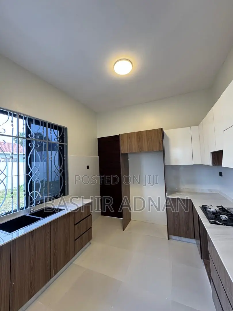 4bdrm House in Mbweni for sale