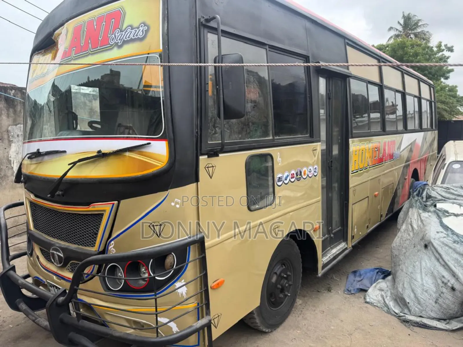 Tata Starbus Ultra Skool 2005 Gold