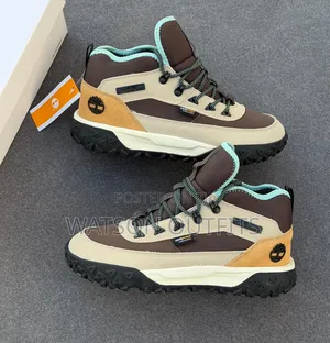Men's Leather Sneaker Boots or Shoes Timberland Brand Very Classy
