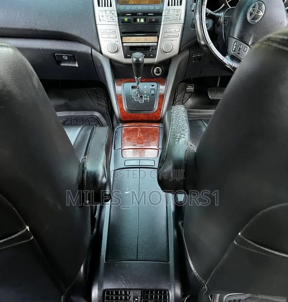 Toyota Harrier 2003 Silver