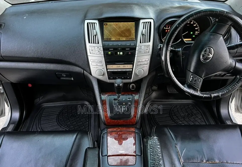 Toyota Harrier 2003 Silver