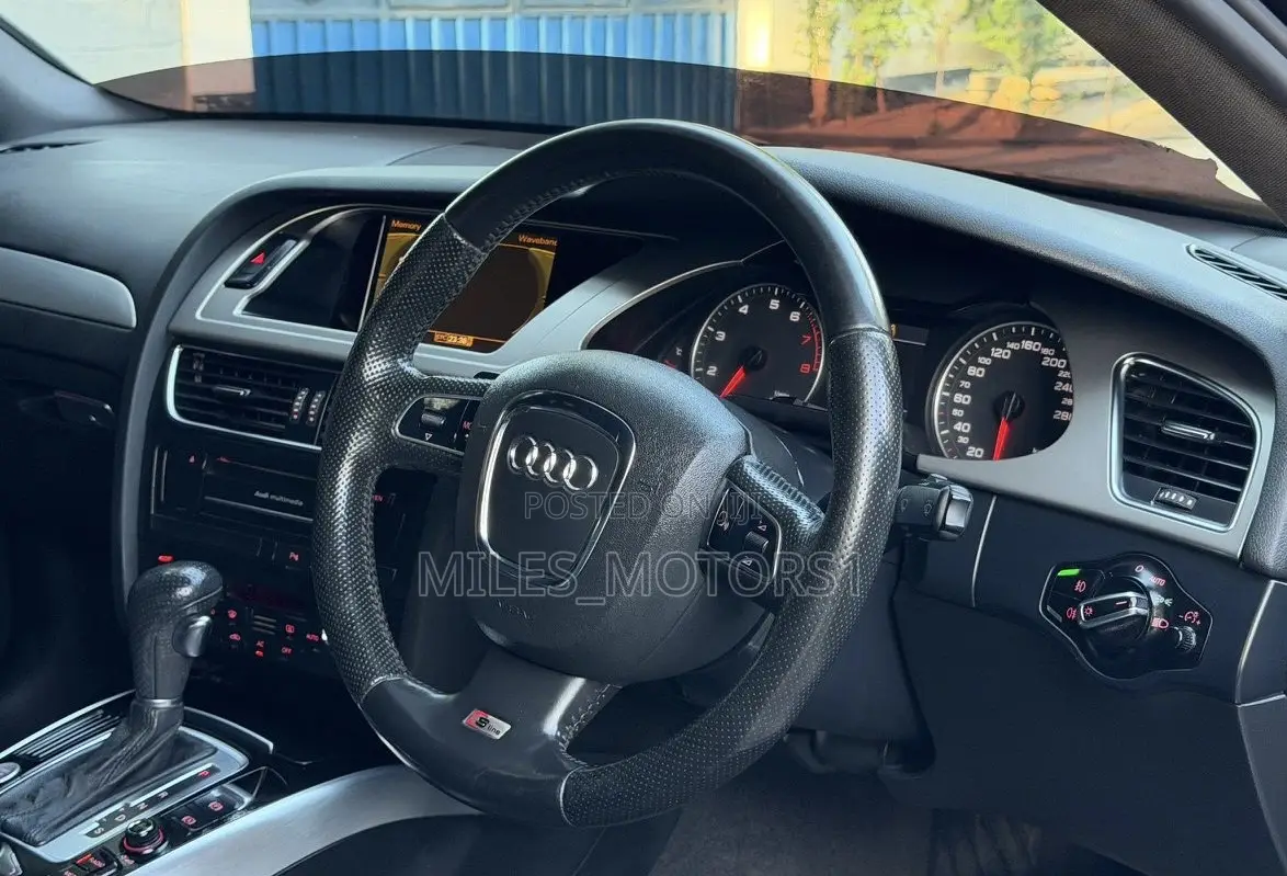 Audi A4 2011 Black