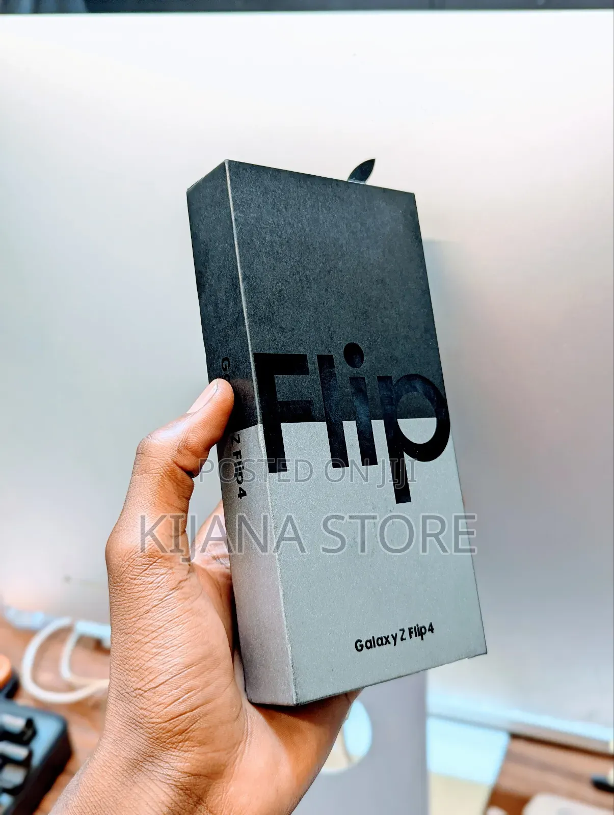 New Samsung Galaxy Z Flip4 128 GB Black