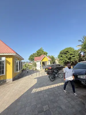 4bdrm House in Kinyerezi for sale