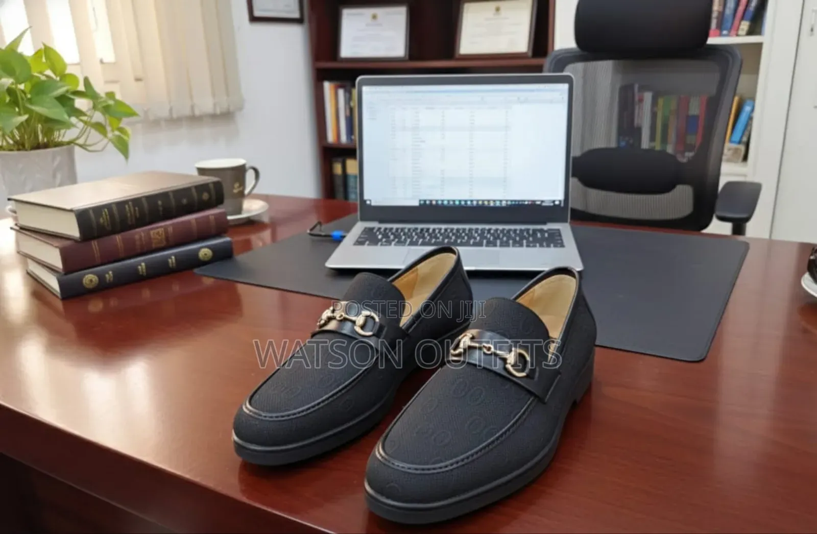 Men's Leather Shoes Beautifully and Stylishly Very Fine