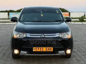 Mitsubishi Outlander 2015 Black