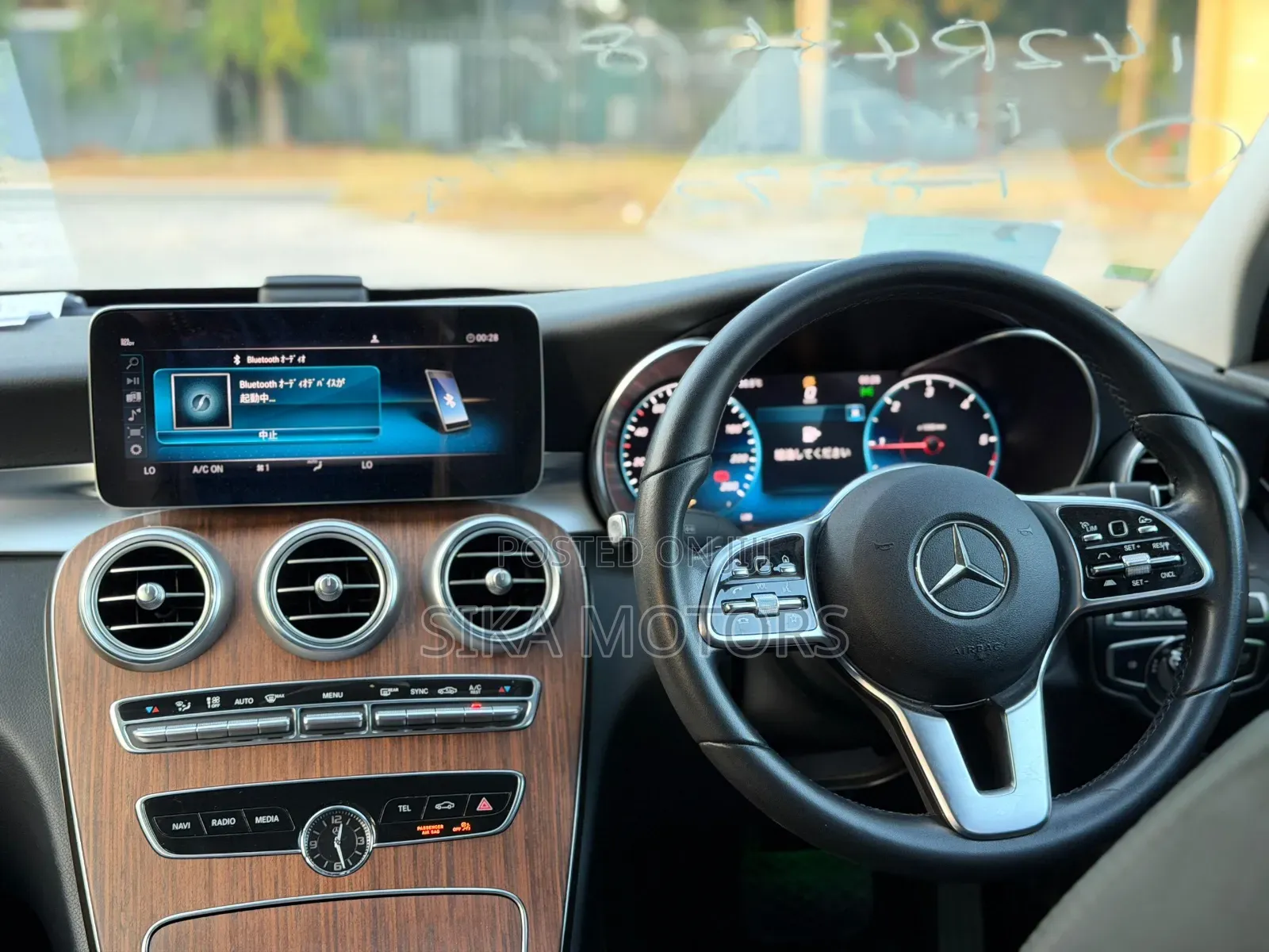 Mercedes-Benz C220 2018 White