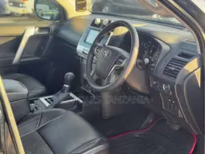 Toyota Land Cruiser Prado 2019 Black