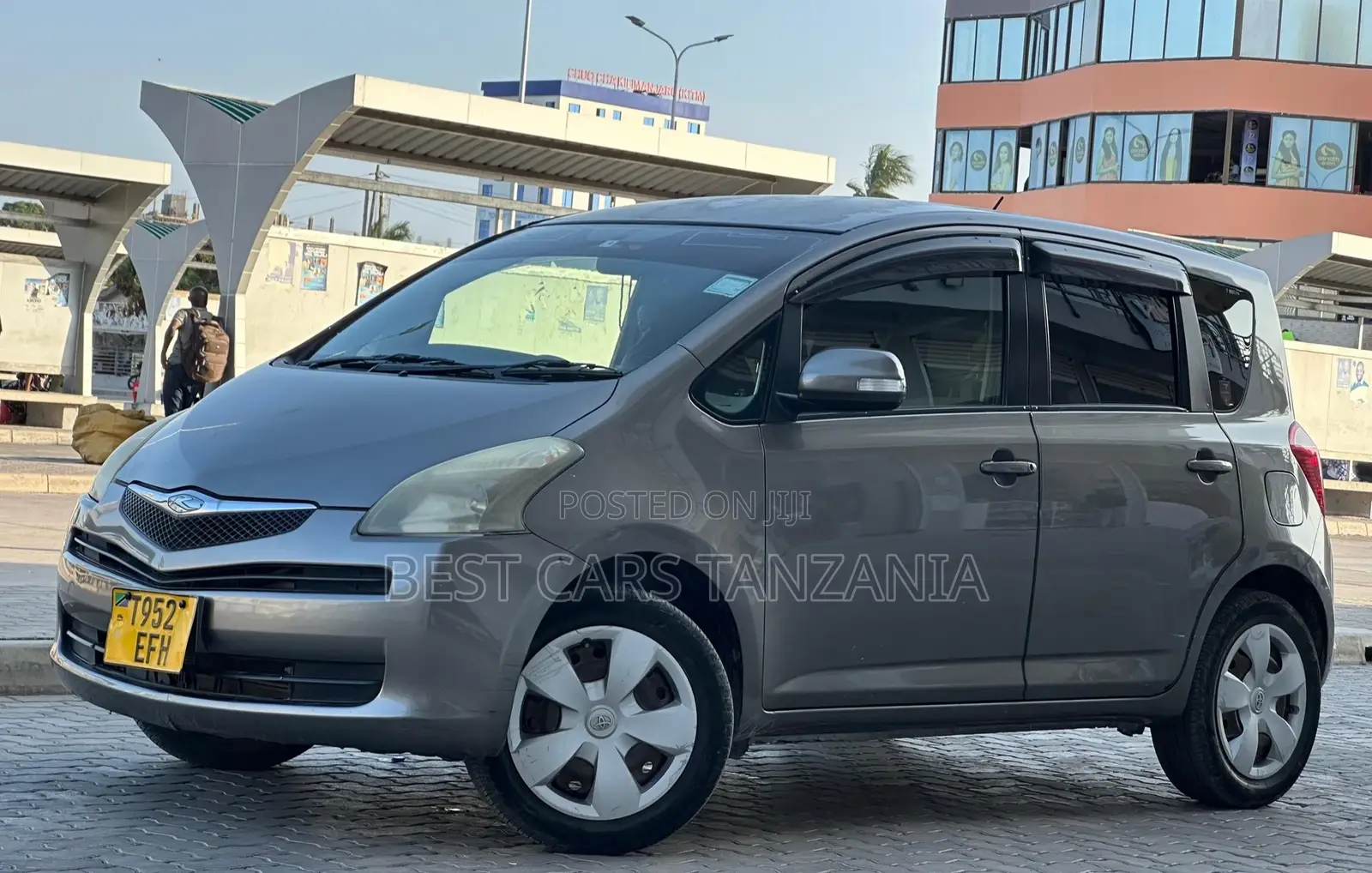 Toyota Ractis 2007 Gray