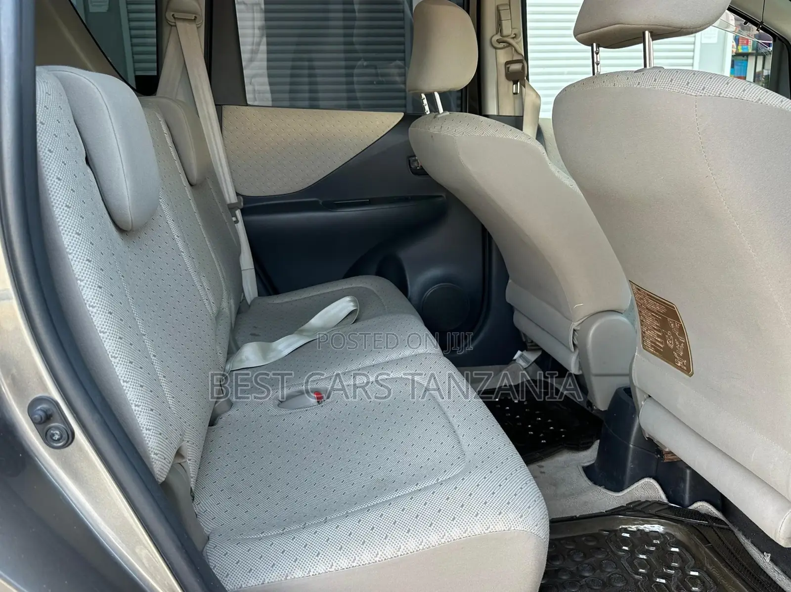 Toyota Ractis 2007 Gray