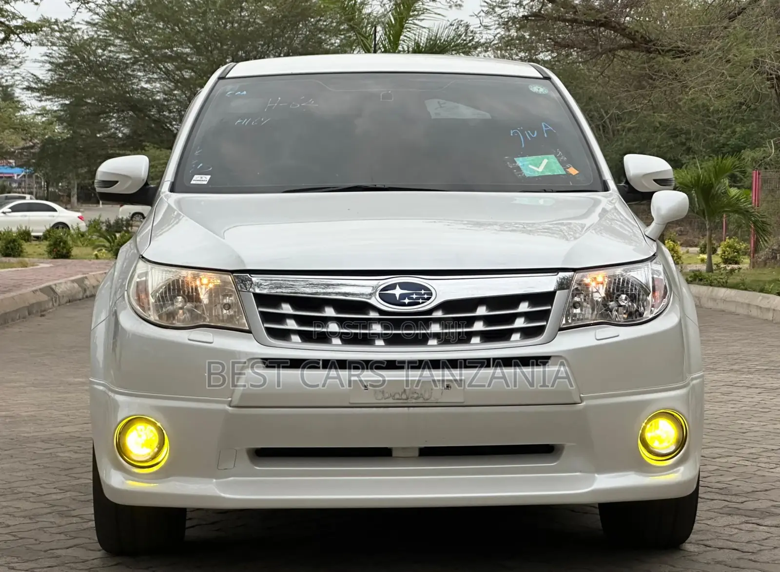 Subaru Forester 2011 Silver