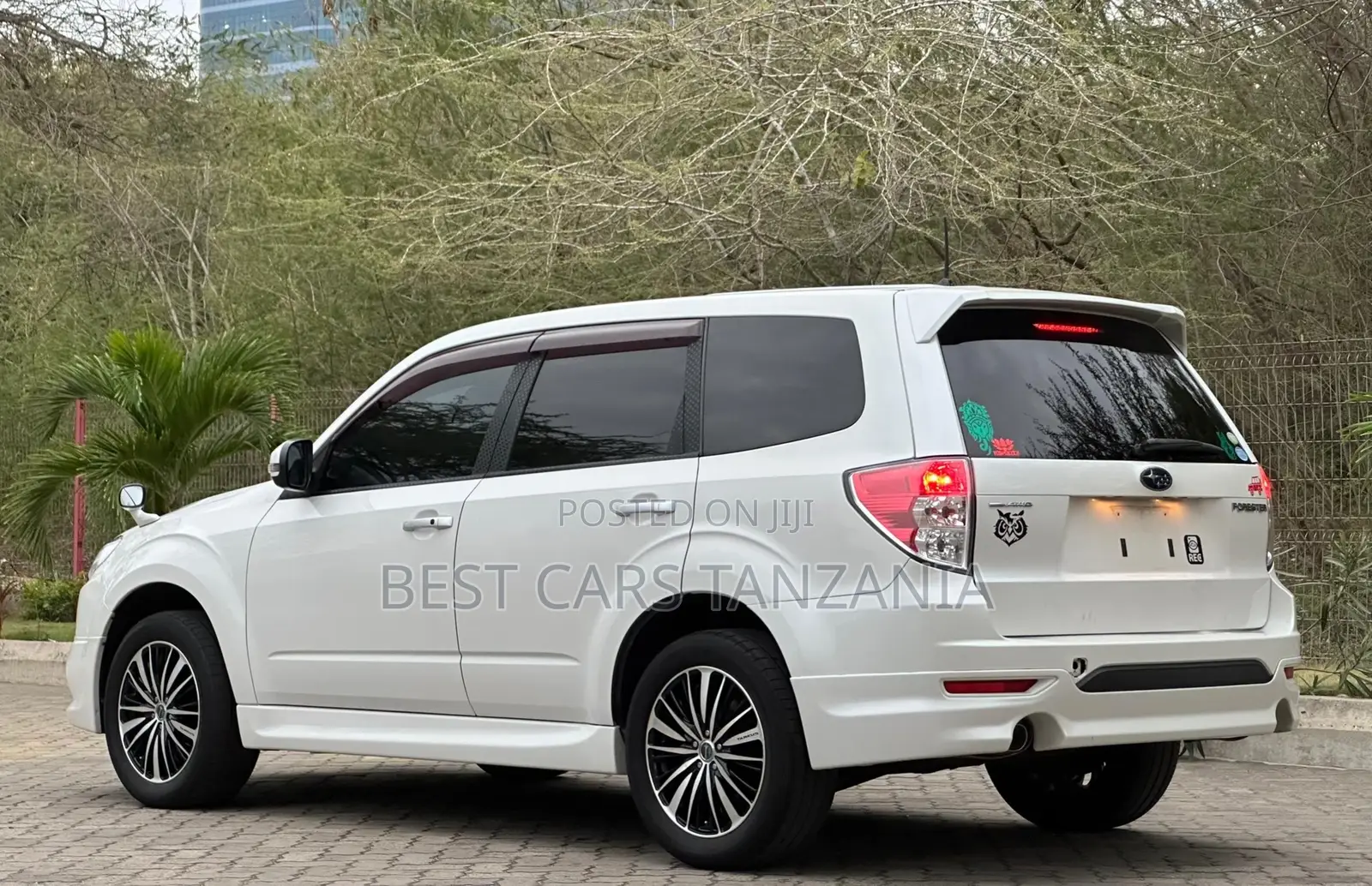 Subaru Forester 2011 Silver