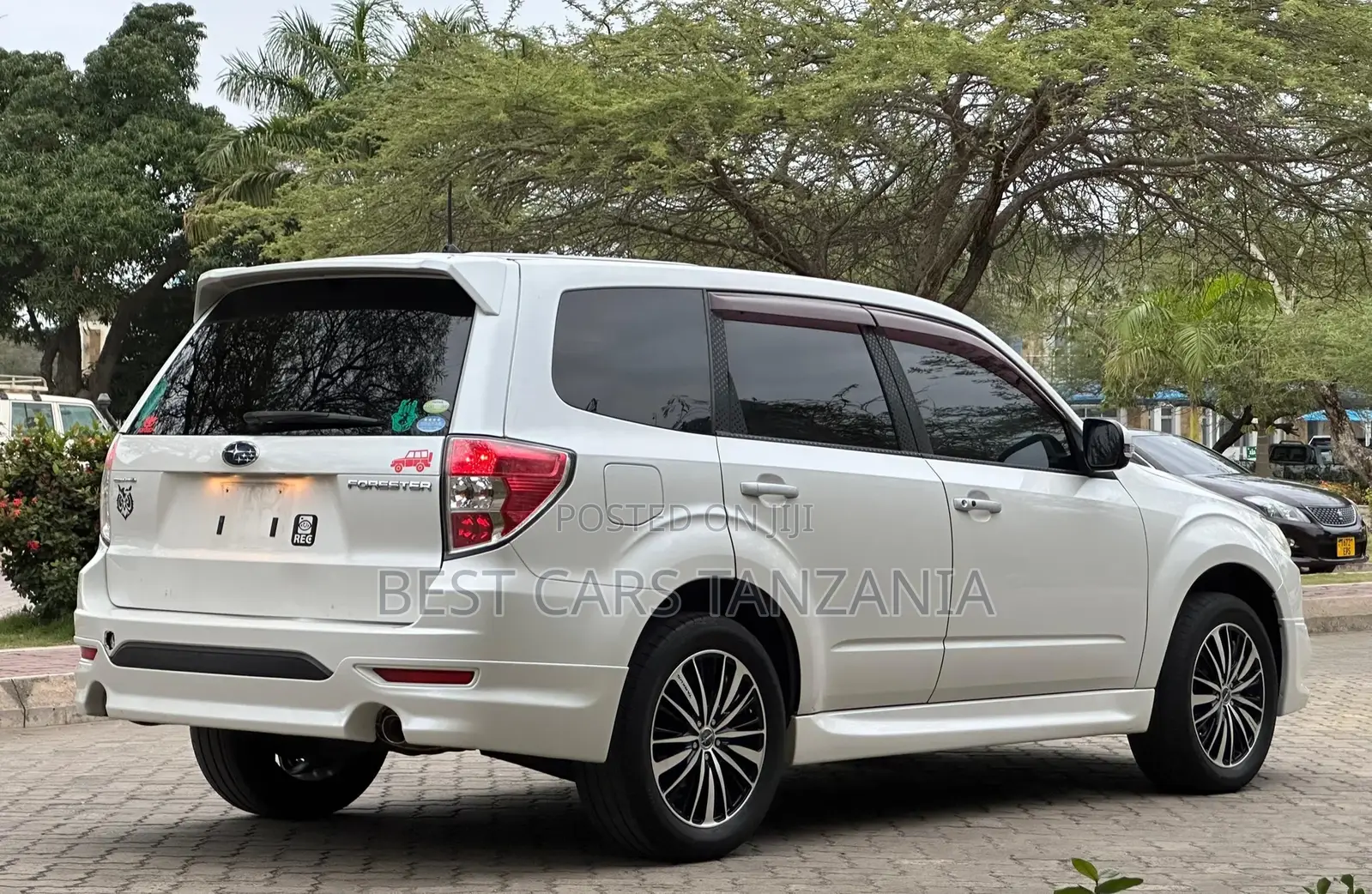 Subaru Forester 2011 Silver