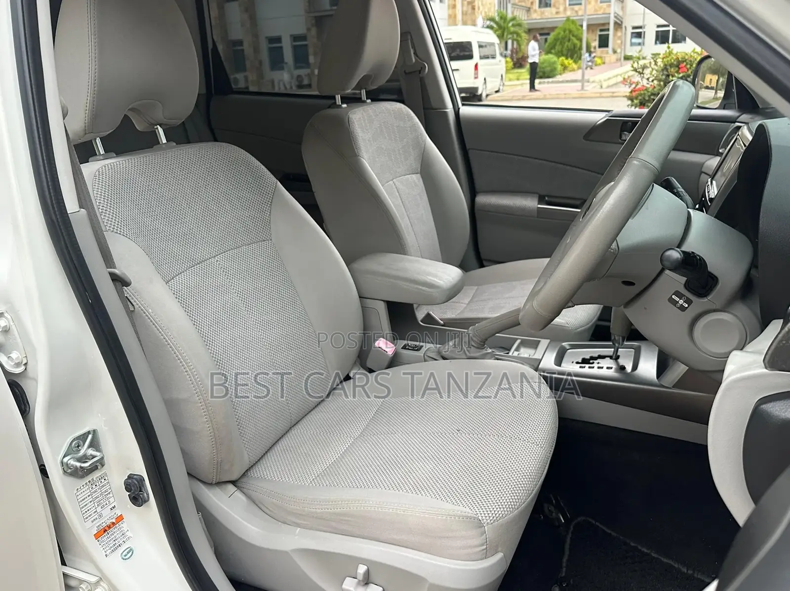 Subaru Forester 2011 Silver