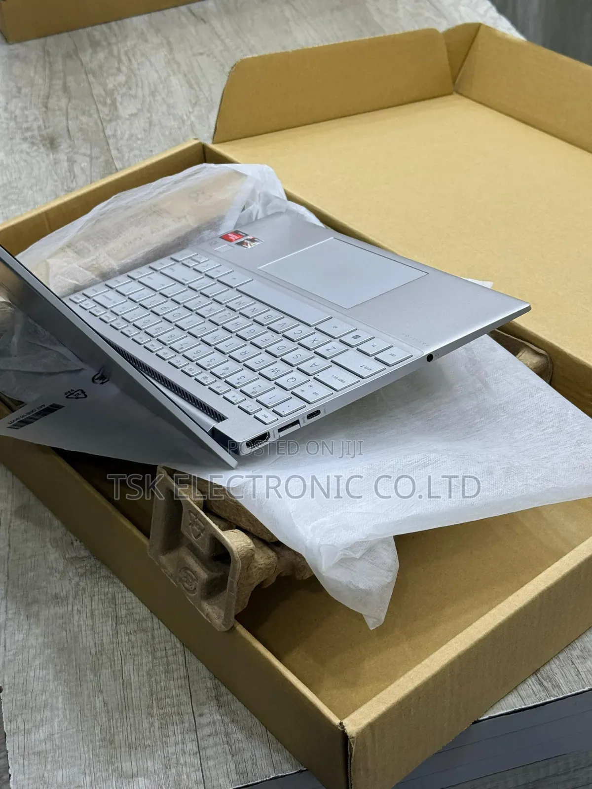 New Laptop HP Pavilion 13 16GB Intel Core Ultra 5 SSD 256GB