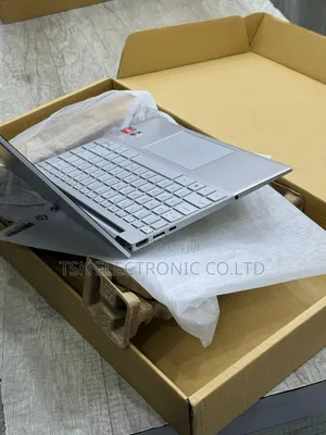 New Laptop HP Pavilion 13 16GB Intel Core Ultra 5 SSD 256GB