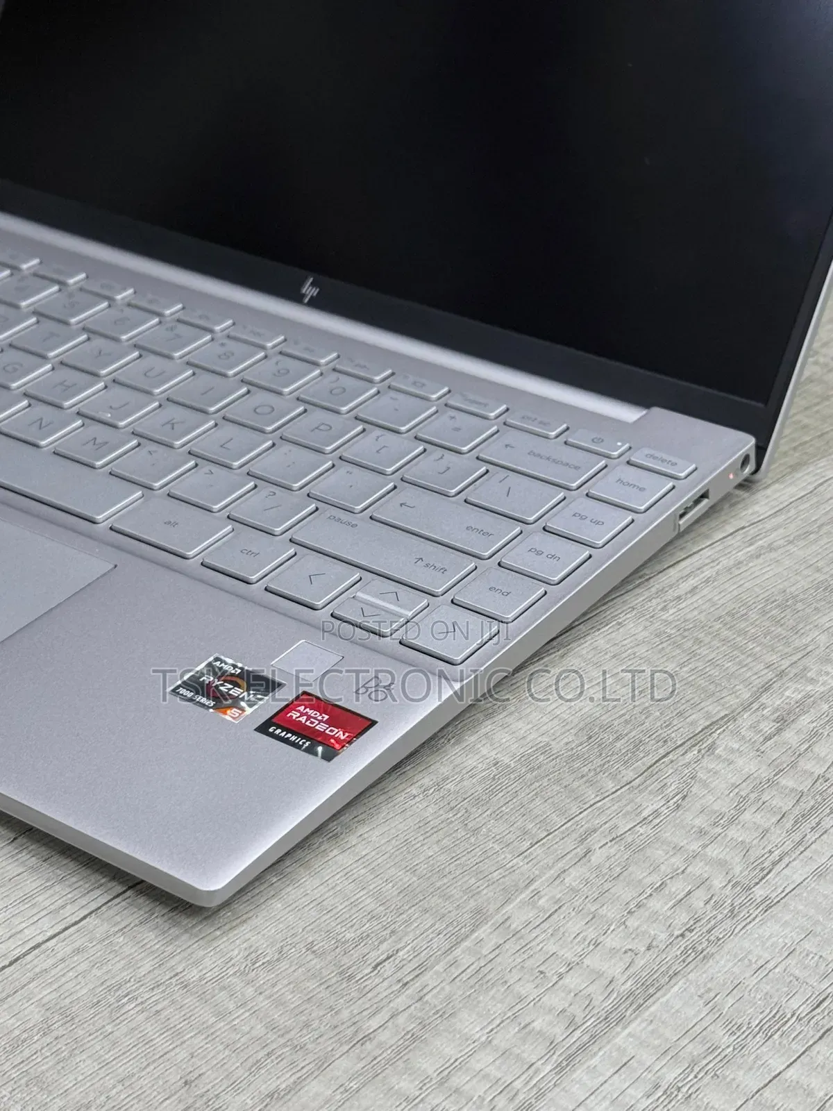 New Laptop HP Pavilion 13 16GB Intel Core Ultra 5 SSD 256GB