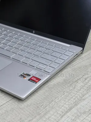 New Laptop HP Pavilion 13 16GB Intel Core Ultra 5 SSD 256GB