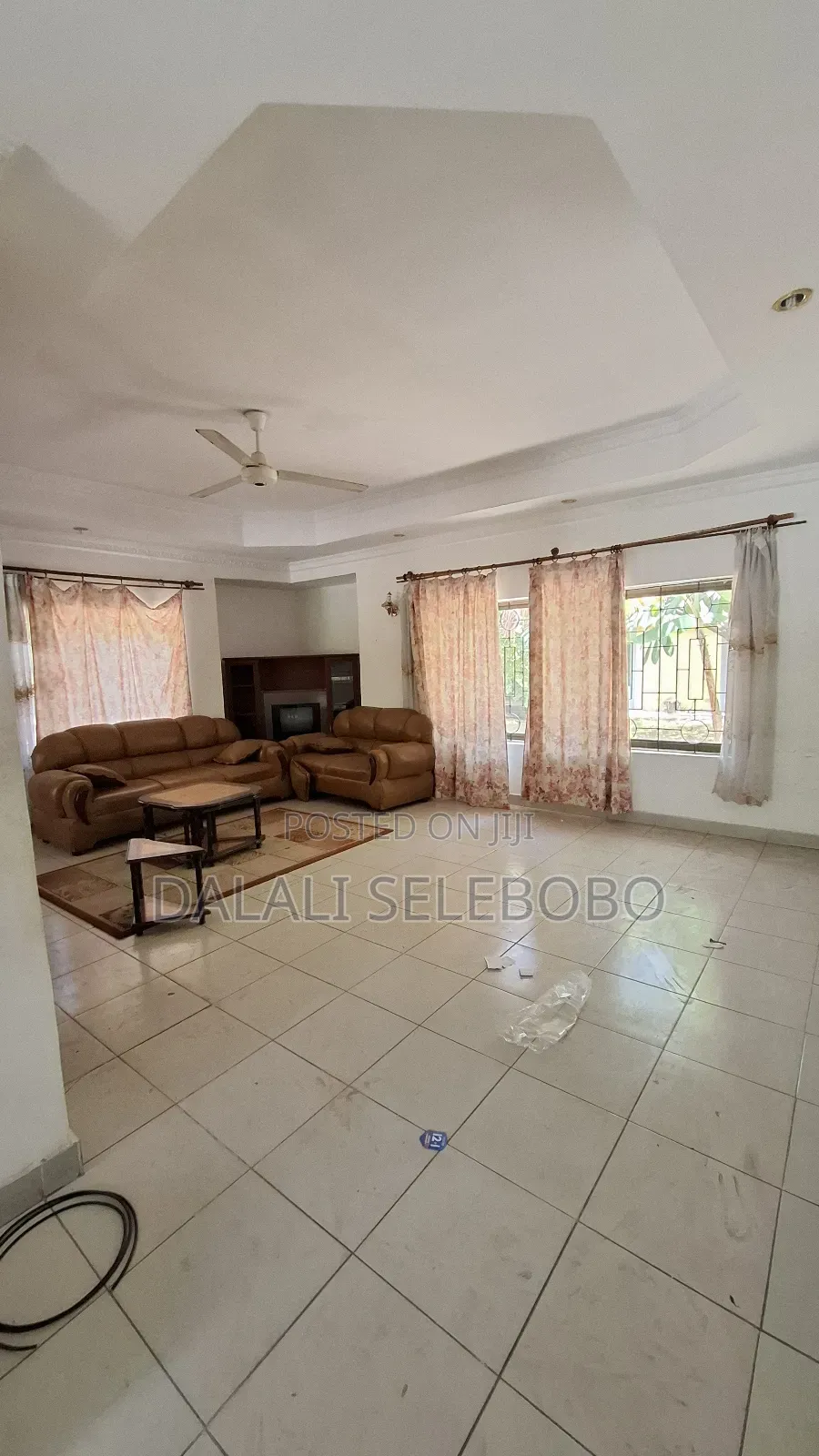 6bdrm Bungalow in Sinza Makaburini for sale