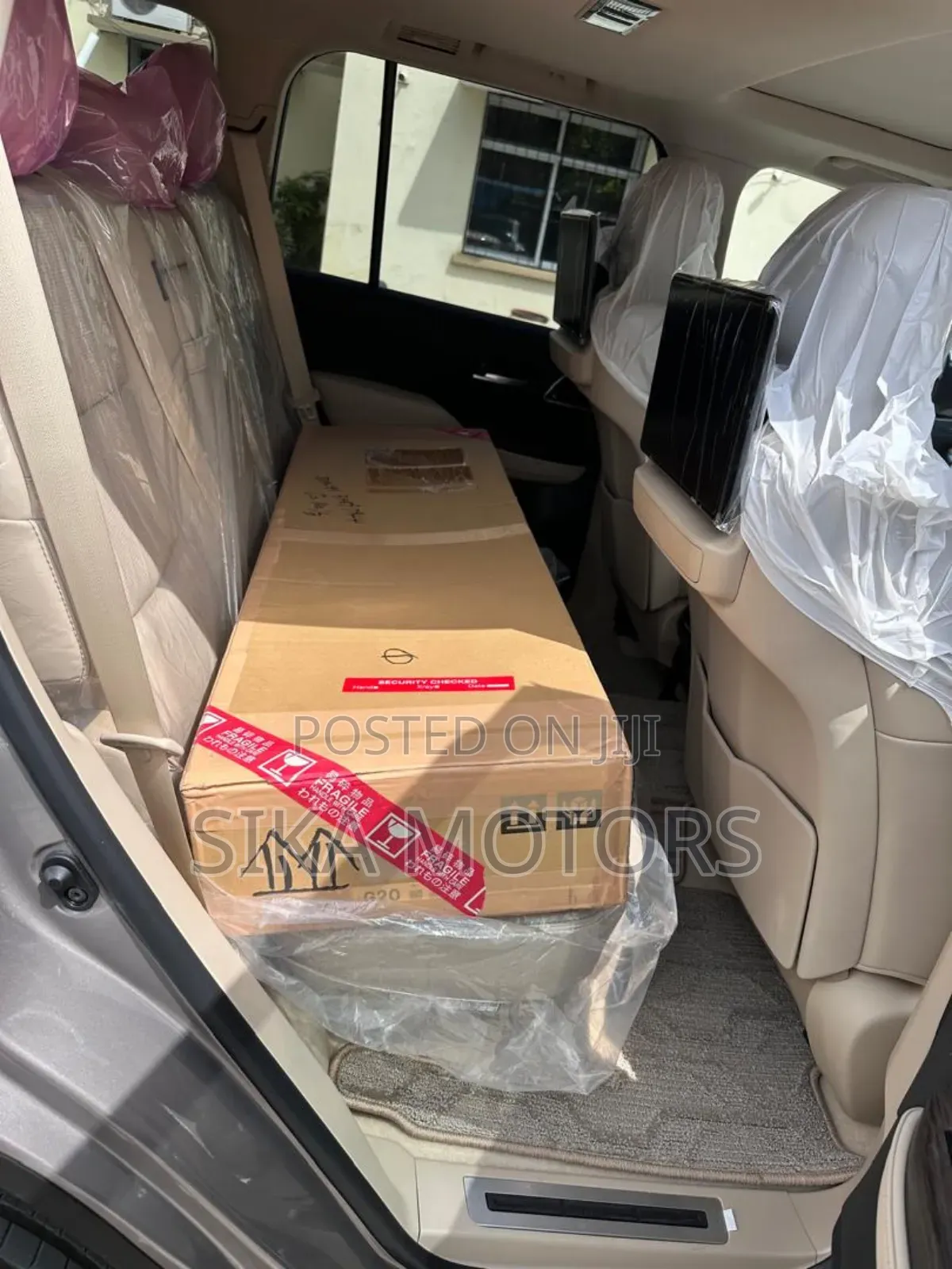 New Toyota Land Cruiser 2025 Silver