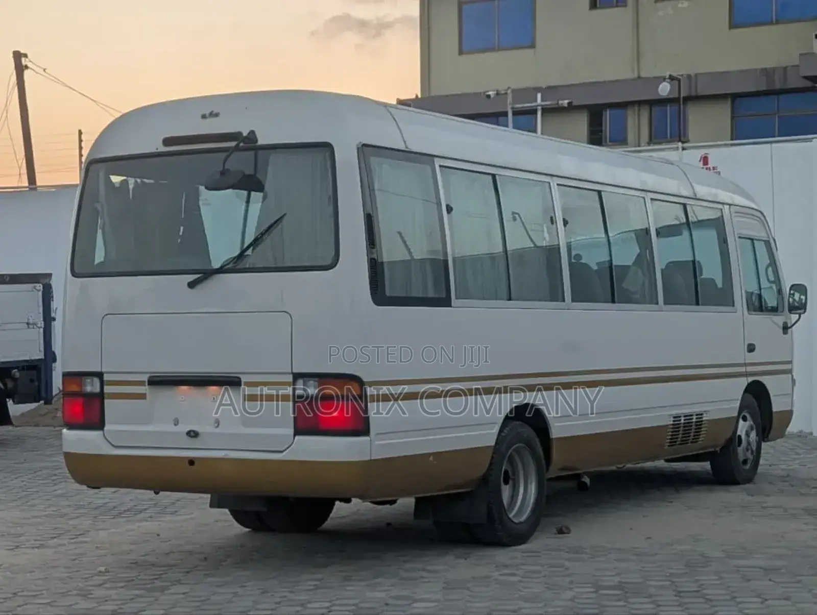Toyota Coaster 1998