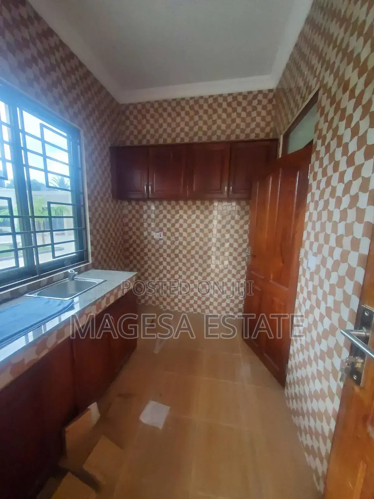 3bdrm House in Kigamboni, Gezaulole for sale