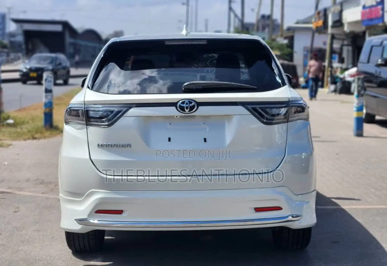 Toyota Harrier 2016 White