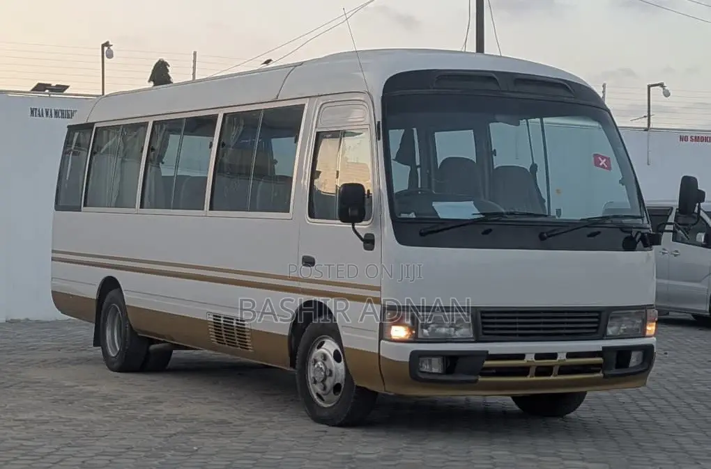 Toyota Coaster 1998 White