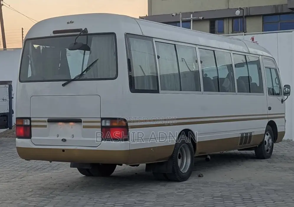 Toyota Coaster 1998 White