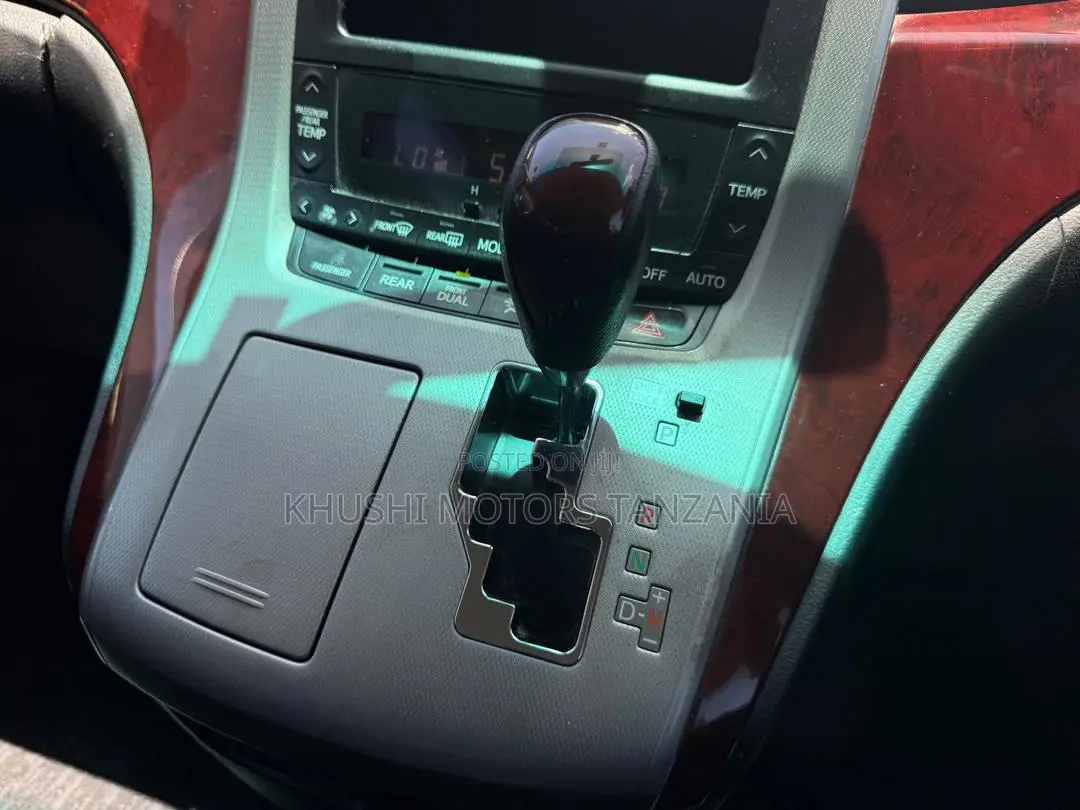 Toyota Alphard 2010 Black