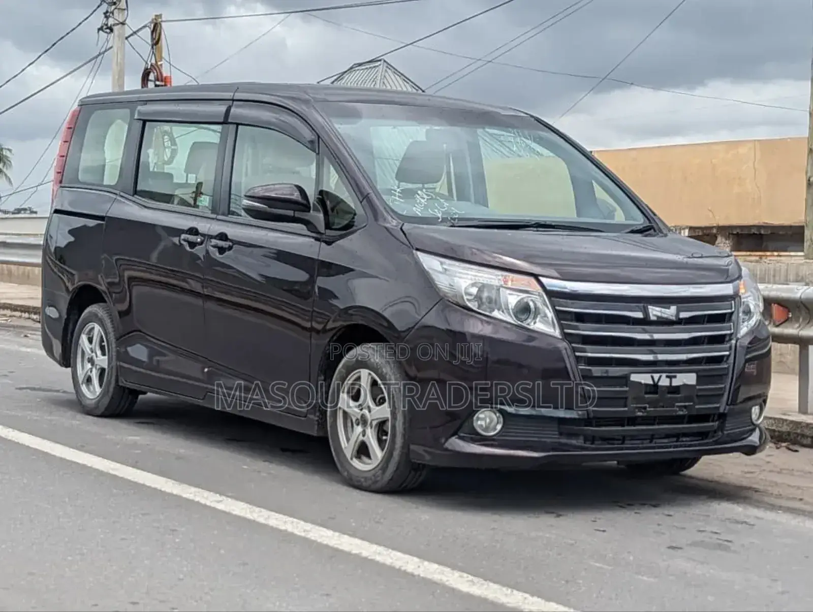 Toyota Noah 2016 Black
