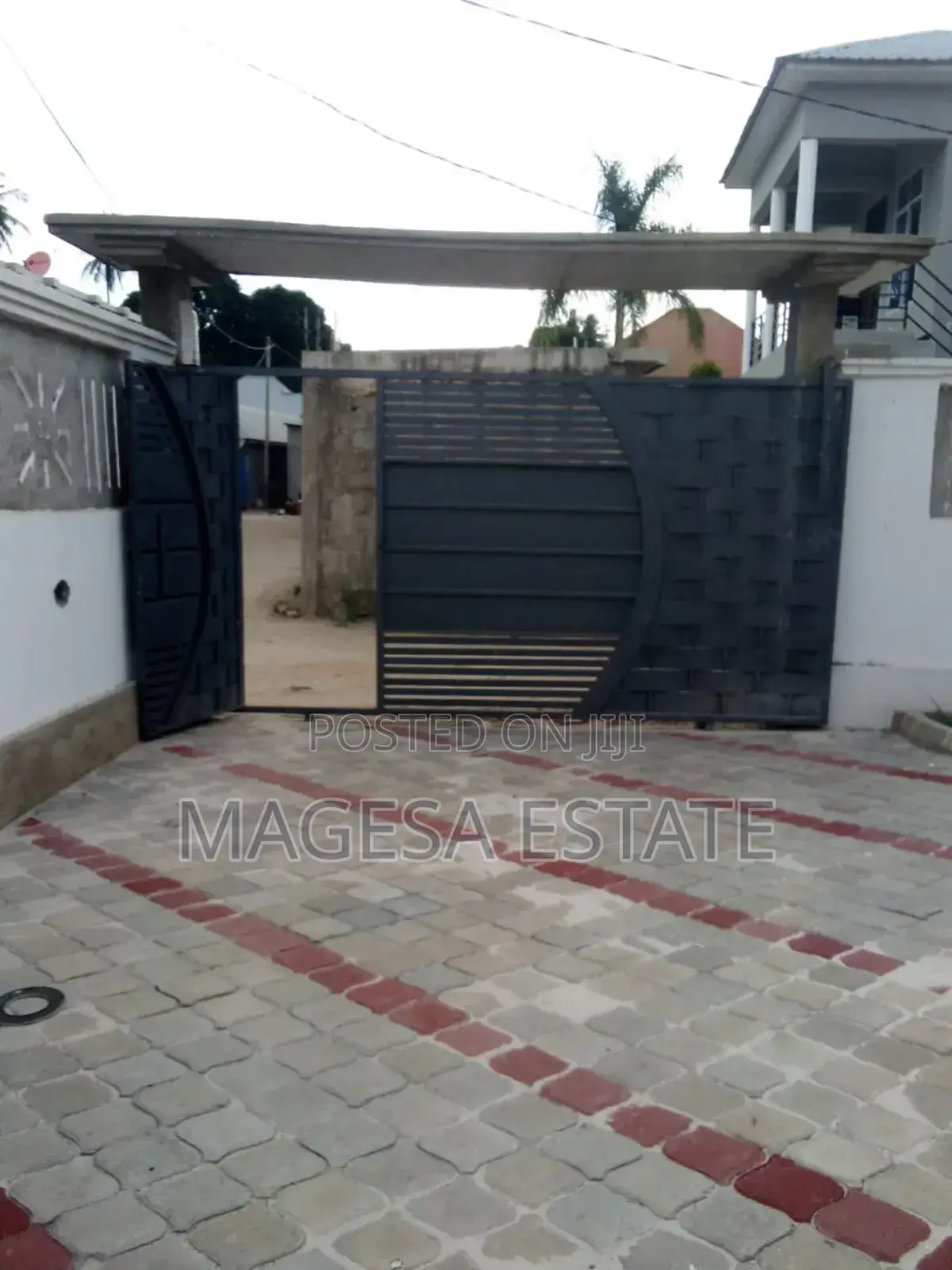 3bdrm House in Kigamboni, Kibada for sale
