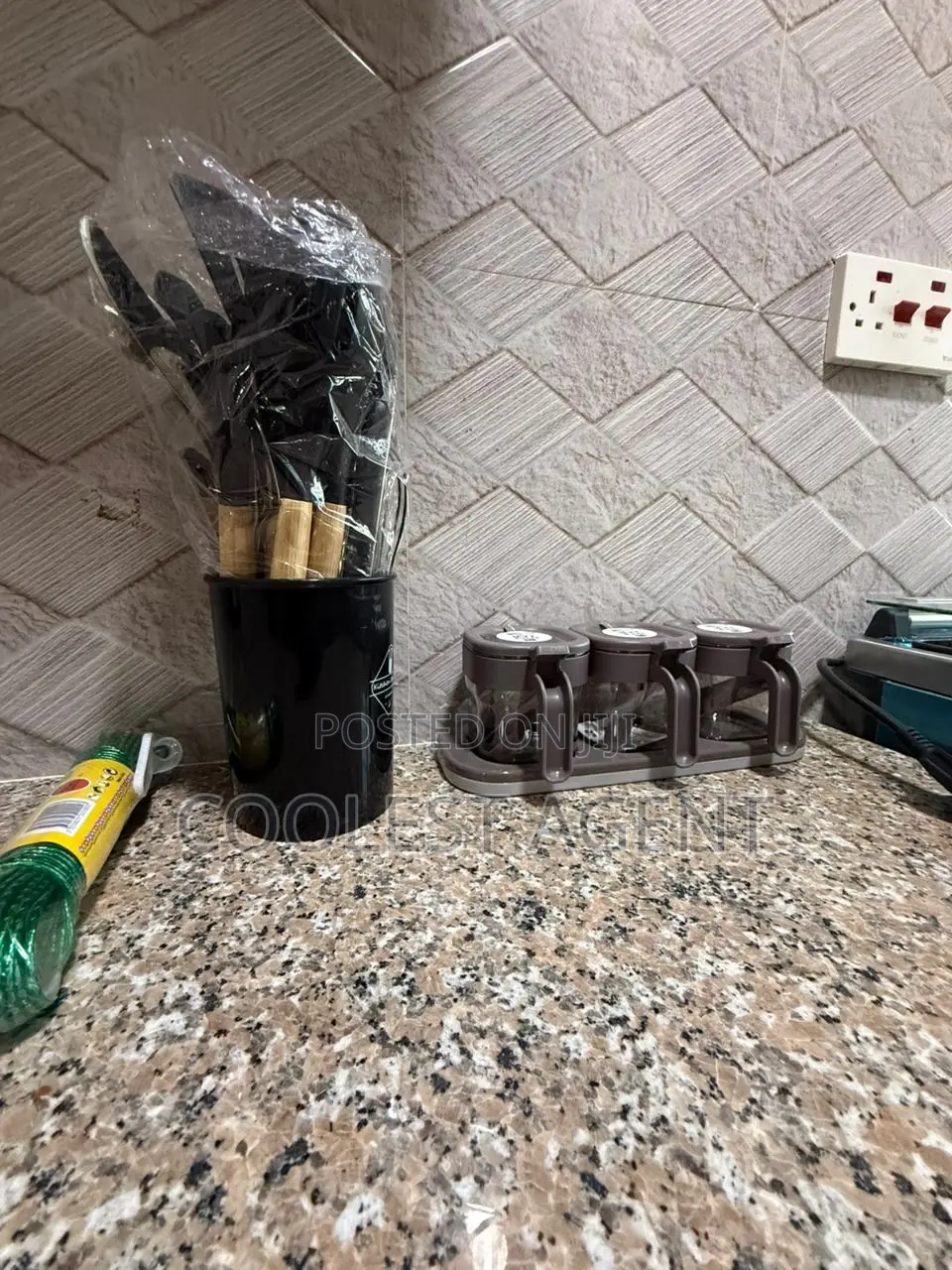 Furnished 3bdrm Apartment in Coolest Estate for rent