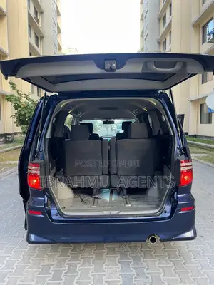 Toyota Alphard 2.4 Petrol AWD 2006 Blue