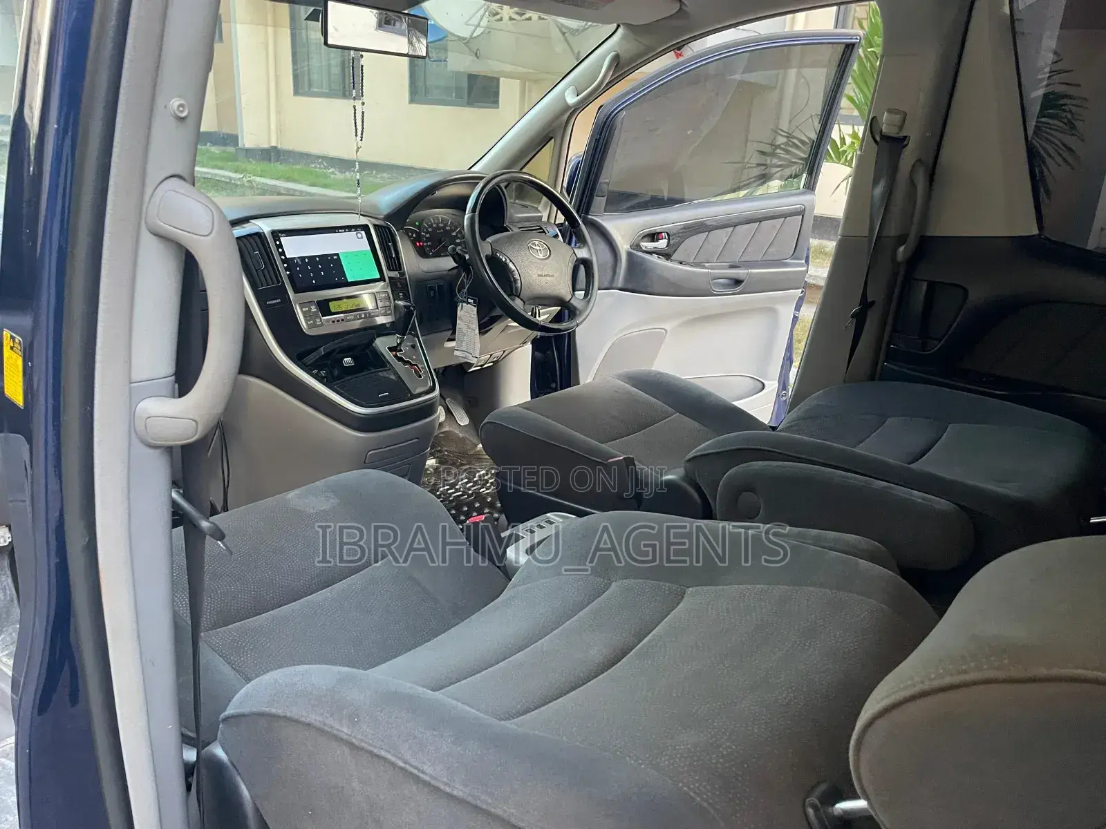 Toyota Alphard 2.4 Petrol AWD 2006 Blue