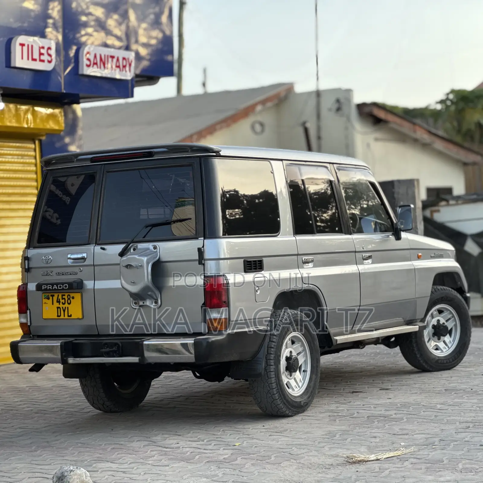 Toyota Land Cruiser Prado 2000 Silver