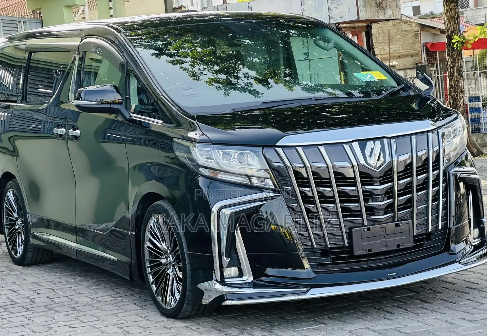 Toyota Alphard 2016 Black